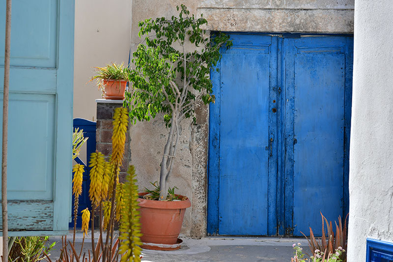 6 must-see places  in Santorini – Veronica Winters Painting