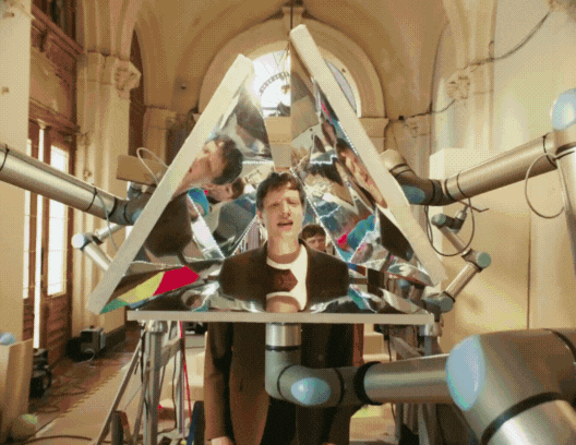 OK Go’s New Music Video Is a Dizzying Kaleidoscope of 60 Mirrors and 29 Robots — Colossal