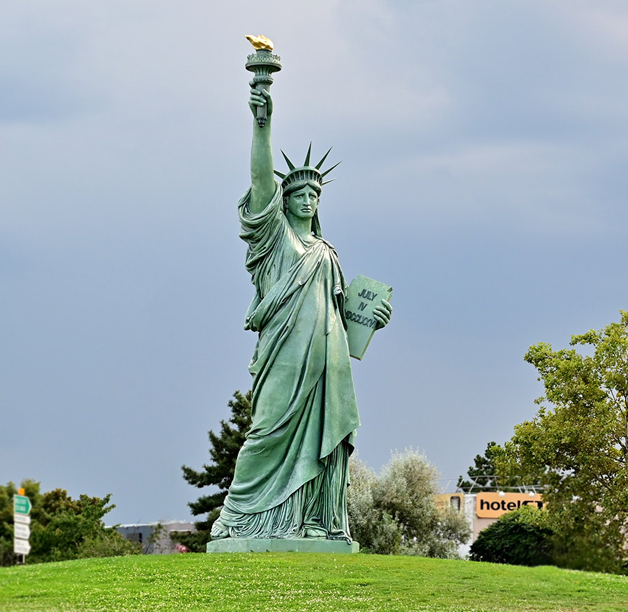 The statue of Liberty – Veronica Winters Painting
